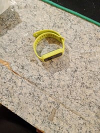 Brățară inteligentă Xiaomi Smart Band 9 Active verde, ecran TFT de 37 mm — defectă, funcționează parțial: ecran ușor zgâriat (stare: vezi a 2-a imagine) 3