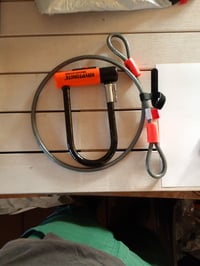 Zámok v tvare U Kryptonite Evolution Mini-7 s lankom KryptoFlex 410, 13 mm strmeň z tvrdenej ocele, dvojité zaistenie — chýbajúci držiak (stav: pozri 2. obrázok) 2