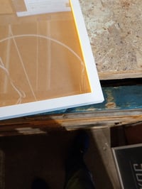 Ramă foto VUVUZELA din MDF, albă, 50x70 cm, set de 3 bucăți, set rame foto de perete cu colțuri zgâriate (stare: vezi a doua imagine) 2
