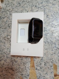 Inteligentné hodinky HUAWEI Band 10 v čiernej farbe, 1,47-palcový displej, 14-dňová výdrž — chybné, čiastočne funkčné: nefunkčný displej (stav: viď 2. obrázok) 2