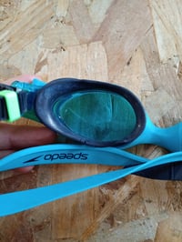 Speedo Biofuse 2.0 Gyermek Úszószemüveg, Hypersonic Blue/Lumo Green, Átlátszó Lencse, Párásodásgátló, Vízálló, Állítható Fejpánt 2