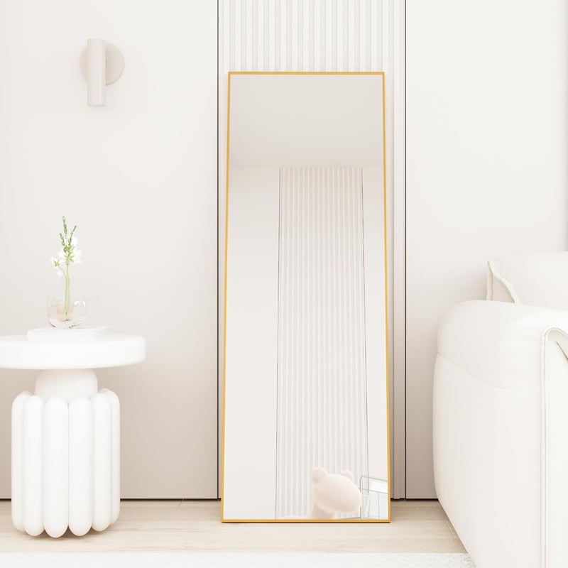 AUFHELLEN Álló Tükör 140x50 cm Arany Fém Kerettel - HD Minőségű Teljes Alakos Fali Tükör Akasztóval Nappaliba, Hálószobába, Öltözőbe