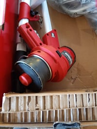 Motocoasă cu acumulator Einhell AGILLO 18/200 Power X-Change 18V, cu sistem automat de derulare a firului și cuțit cu 3 dinți, se vinde fără acumulator și încărcător. 3