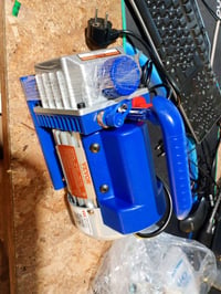 Vákuová pumpa VEVOR Mophorn na chladivo 3 CFM 1/4 HP HVAC - použitá, neúplná — bez manometra (stav: pozri 2. obrázok) 2