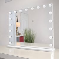 Oglindă de machiaj Hollywood FENCHILIN cu 18 LED-uri, Bluetooth — defectă, funcționează parțial: iluminarea nu merge, bluetooth (stare: vezi a 2-a poză) 1