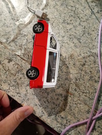 Kovový model obytného auta Kids Globe VW Transporter California, so spätným chodom — chýbajú jedny dvere (stav: pozri 2. obrázok) 3