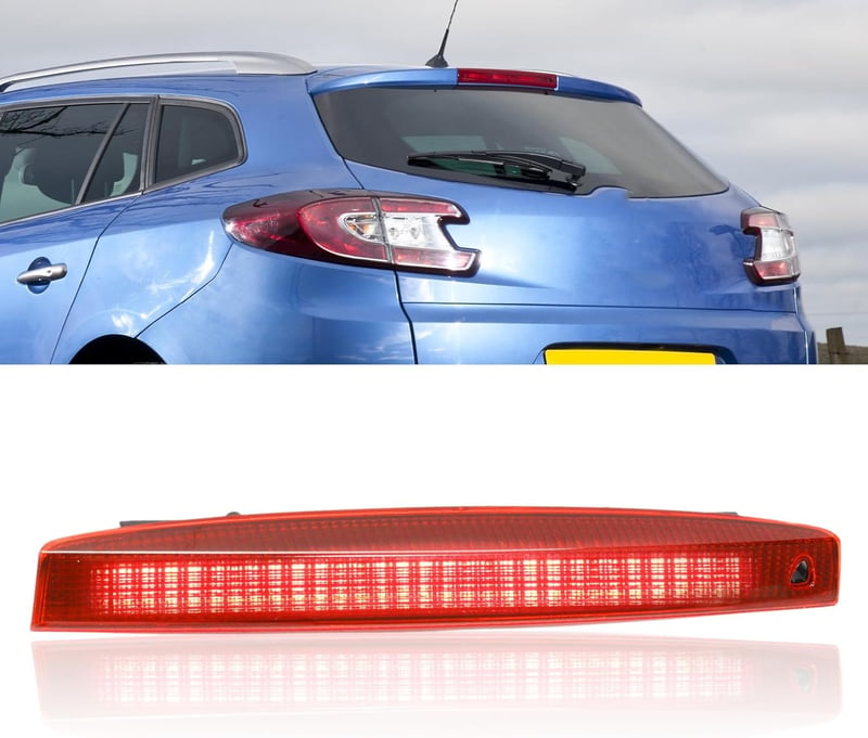 Renault Megane II Kombi Piros Harmadik Féklámpája 2003-2009