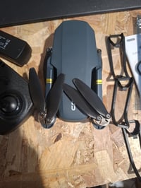 Dron CHUBORY F89 s 1080P HD kamerou, WiFi FPV, 40-minútovým časom letu, 120° širokouhlým objektívom, optickým určovaním polohy a 2 batériami 3