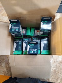 Bec LED V-TAC A60 E27 10,5W (echivalent 75W) 1055 Lumeni Alb Cald 3000K Eficient energetic, pachet de 9 bucăți 4