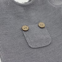 Újszülött fotózás kellékek: Fehér tricot barboteuse, sapka és rács szett babáknak 4