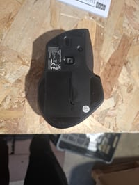Ergonomická bezdrôtová myš AmazonBasics s rýchlym rolovaním, čierna, 12,6 x 8,2 cm, používaná 3