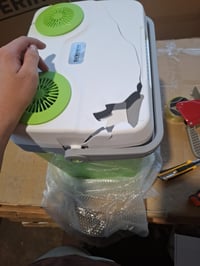 Elektrická chladiaca taška SEVERIN KB 2922, 19 l, funkcia chladenia a ohrevu — chybná, na náhradné diely: zlomené veko (stav: pozri 2. obrázok) 2