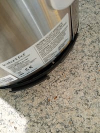 Instant Pot Duo Mini elektromos multifőző gyorsfőző 3L – — hibás, részben működik: sérült, behajlott hátlap (állapot: lásd a 2. képet) 2