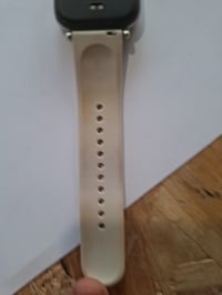 Inteligentné hodinky Xiaomi Redmi Watch 5 Lite v zlatej farbe, moderný silikónový remienok — chýba nabíjačka, remienok je zažltnutý (stav: pozri 2. obrázok) 8