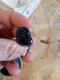 Căști Bluetooth Bose QuietComfort Ultra — defecte, funcționează parțial: casca stângă este deteriorată, nu se aude nimic (stare: vezi a 2-a fotografie) 3