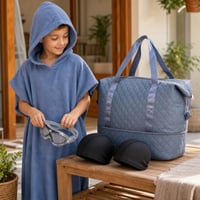 Set za plivanje: 2x kapa + naočale protiv magljenja + 35L vodootporna torba + pončo s kapuljačom 1