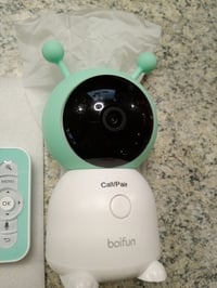 Monitor pentru bebeluși BOIFUN 2K QHD cu ecran de 5 inchi, rotație 360°, urmărire automată, detectarea mișcării și lumină de veghe colorată 3