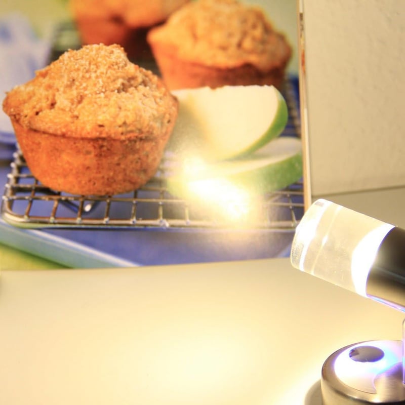 Króm 12V USB LED olvasólámpa, szabályozható, fehér/kék, jachthoz, lakókocsihoz