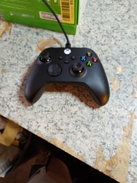 Xbox Wireless Controller vezeték nélküli gamepad Carbon Black — hibás, részben működik: beragadt analóg karok (állapot: lásd a 2. képet) 2