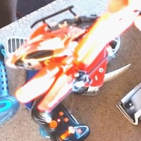 Revell Control TOXI 23841 mini RC helikopter s daljinskim upravljačem, 3-kanalno IR upravljanje, crveni — punjač za helikopter (stanje: vidi 2. sliku) 2