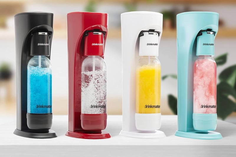 Drinkmate OmniFizz Szódagép - Bármilyen Italt Szénsavasít Hígítás Nélkül, 1L BPA-mentes Palackkal, Automatikus Működés, Piros