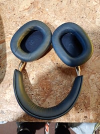Căști wireless Bowers & Wilkins Px8 cu anulare a zgomotului, Bluetooth, încărcare rapidă, 30 de ore de redare, microfon - Midnight 2