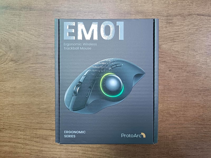 ProtoArc EM01 ergonomikus RGB trackball egér, vezeték nélküli, állítható DPI, újratölthető