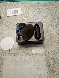 Suport Auto Magnetic LISEN Qi2.2 cu Încărcător Wireless de 25W, Ventuză cu Vid, Space Black, pentru iPhone 17 Pro Max Air 16-12 2