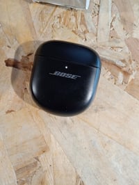 Bose QuietComfort Ultra Earbuds Vezeték nélküli Zajszűrő — hibás, részben működik: Bluetooth gomb nem reagál (állapot: lásd a 2. képet) 4