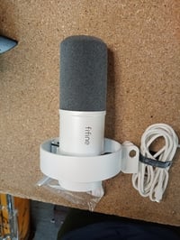 FIFINE XLR a USB dynamický štúdiový mikrofón pre streaming, podcasty a gaming, kompatibilný s PS4/5, Mac, mixážnymi pultmi a zvukovými kartami – biely 4