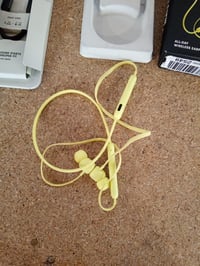 Beats Flex vezeték nélküli fülhallgató, yuzu sárga, Apple W1 chip, Bluetooth 1. osztály, mágneses fülhallgatók, 12 óra lejátszási idő 3