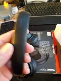 Căști audio wireless over-ear JBL Tune 730BT, Bluetooth, Negru - 76 ore autonomie baterie — fără cablu de încărcare (stare: vezi imaginea 2) 4