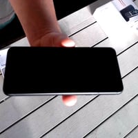 Google Pixel 8 pametni telefon, 128 GB, vulkanski crna boja, otključan za sve mreže (Android) — Proizvod je vidljivo korišten (stanje: vidi 2. sliku) 4