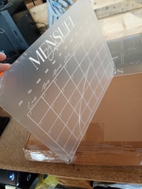 Set de 2 calendare magnetice pentru frigider SKYCROO din acril transparent - Planificator săptămânal și lunar, ștergibil — plăci crăpate (stare: vezi a 2-a imagine) 2
