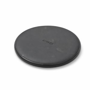Pad de încărcare wireless Anker certificat Qi, 10W Max, compatibil cu încărcare rapidă Samsung — fără cablu B, prezintă pete/murdărie (stare: vezi a 2-a imagine)