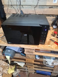 LG MH6535GDS mikrovalna pećnica s grillom, 25 L, 1000 W, Smart Inverter, kvarcni grill, infracrveno grijanje, EasyClean, crna, rabljeno 2
