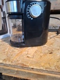 CASO Barista Crema elektromos kávédaráló tárcsás őrlőművel, 150 W, 140 g kapacitás, finom-durva fokozat, rozsdamentes acél-fekete 4