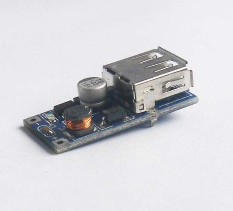 5db USB Feszültségnövelő Modul 0.9V-5V DC-DC Bemenetről 5V Kimenetre