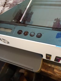 HP Smart Tank 7305 višenamjenski tintni pisač — neispravan, djelomično radi: curenje tinte unutar uređaja (stanje: vidi 2. sliku) 4