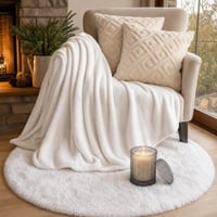 Zimski set za opuštanje: 150×200 cm deka + 2 plišane navlake + mirisna svijeća + 120 cm plišani tepih 1