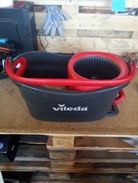 Vileda Turbo set za čišćenje s glavom od mikrovlakana i kantom s centrifugom, crveno-bijeli, 5 litara — nepotpun proizvod (stanje: vidi 2. sliku) 3
