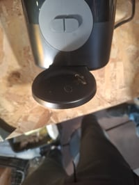 Espressor cu capsule Krups Nescafé Dolce Gusto Piccolo XS KP1A3B — defect, pentru piese: suport de capsule deteriorat, nu se poate deschide (stare: vezi a doua fotografie) 5