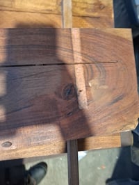 Blat de masă vidaXL din lemn masiv de salcâm 60x60 cm, grosime 25-27 mm — defect — defect, pentru piese: blat rupt în două (stare: vezi a 2-a imagine) 4