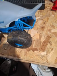 Monster Jam Megalodon Storm távirányítós cápa RC autó 1:15 méretarányú - Használt, hiányos (távirányító nélkül (állapot: lásd a 2. képet) 5