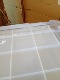 Set cutii de depozitare ermetice Iris Ohyama AT-LS, 30 L, 6 buc, transparent, 59x39x19 cm, cu clipsuri — cinci capace crăpate (stare: vezi a 2-a imagine) 9