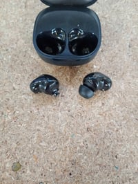 Căști Bluetooth Xiaomi Redmi Buds 6 Play, Negre – Incomplete (lipsesc încărcătorul USB și un dop de silicon), 36h (stare: vezi a doua imagine) 3