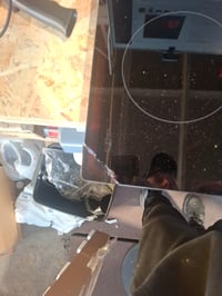 Plită electrică Bosch PKE611FN8E Seria 6, 4 zone de gătit, 60 cm, 6900W — defectă, pentru piese: crăpată în două locuri (stare: vezi a 2-a fotografie) 4