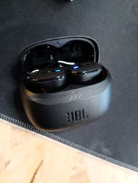 JBL Tune Buds 2 True Wireless Bluetooth Fülhallgató Aktív Zajszűréssel, IP54 Vízálló, 48 óra Akkumulátor, Multipoint, Fekete 2