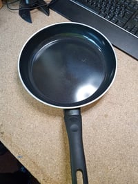 Tigaie BALLARINI Ledro 28 cm, strat antiaderent ceramic, inducție, aluminiu, bej, indicator de temperatură Thermopoint, fabricată în Italia 2