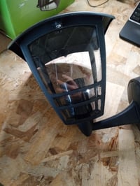 Vonkajšie nástenné svietidlo Philips Creek so snímačom pohybu, E27, 60 W — nefunkčné, na náhradné diely: chybný snímač pohybu (stav: pozri 2. obrázok) 3